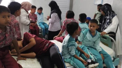 Ratusan Warga Palupuh Dilaporkan Mengalami Muntah dan Diare, MBG Diduga Jadi Pemicu